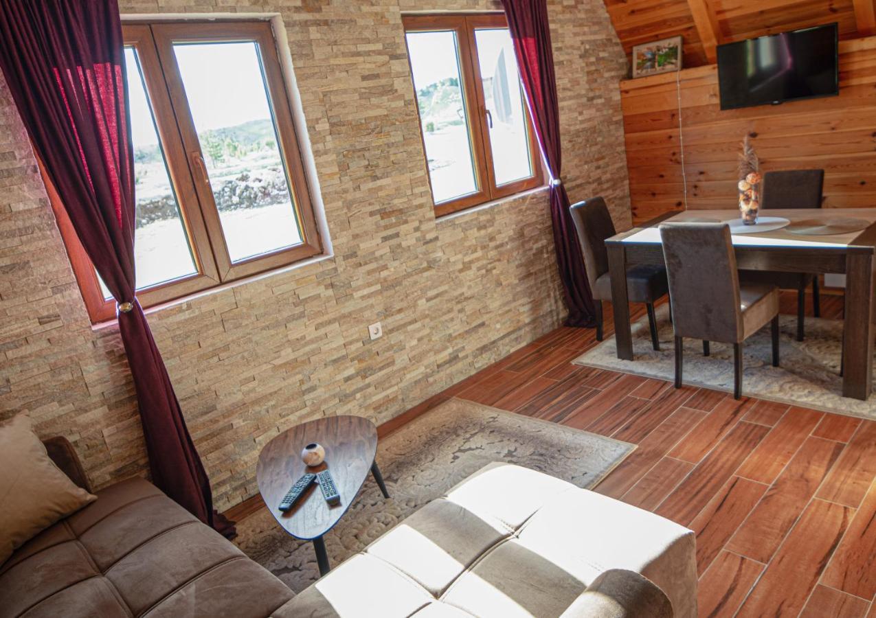 Villa Family House Eagle Eye à Žabljak Extérieur photo